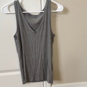 Old Navy Women's Charcoal Gray V-Neck Tank Top